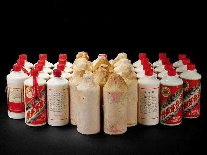 叙永日照岚山回收酒价格哪里回收(附近上门回收茅台酒）?